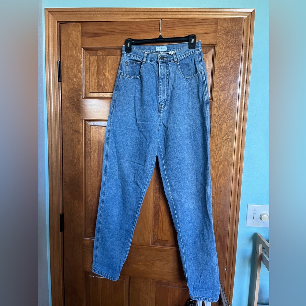 Vintage high-rise blue jeans